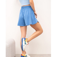 Голубые трикотажные юбка-шорты