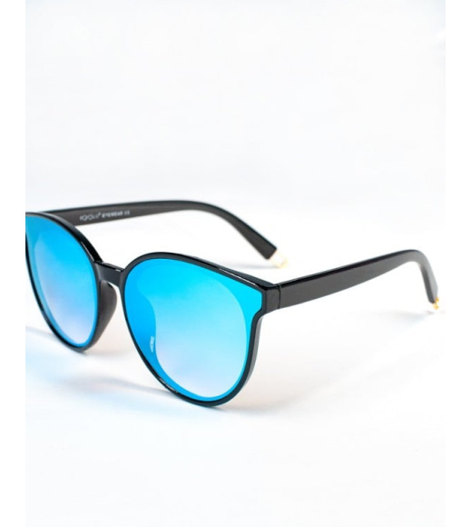 Черные очки с синими зеркальными линзами