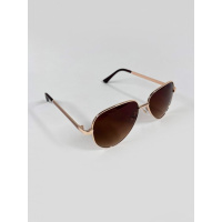 Солнцезащитные очки модели авиатор