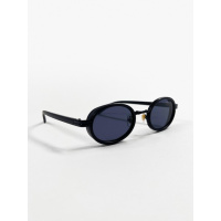 Черные солнцезащитные очки овальной формы