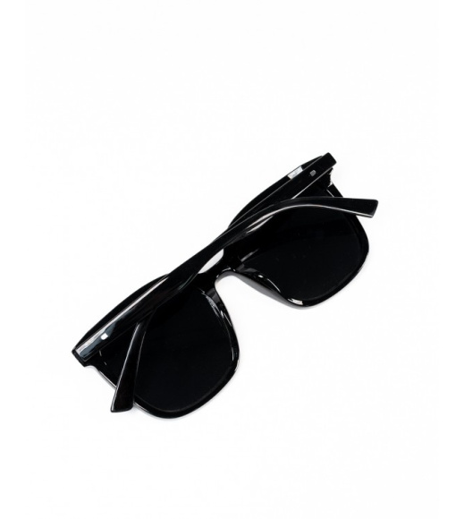 Черные темные очки клабмастеры