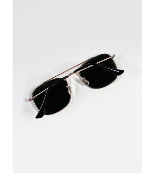 Зеркальные солнезащитные очки с перемычкой