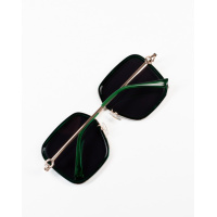 Черно-зеленые солнцезащитные очки в ретро стиле