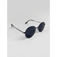 Черные солнцезащитные очки с тонкой оправой