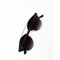 Черные солнцезащитные очки клабмастеры
