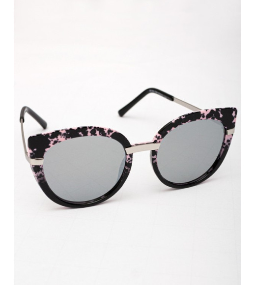 Солнцезащитные очки с черно-розовой оправой