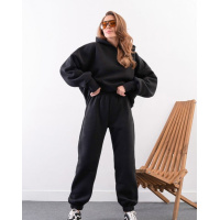 Теплый оверсайз костюм черного цвета