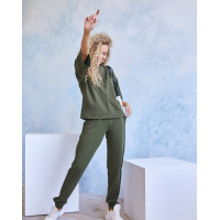 Трикотажный спортивный костюм цвета хаки