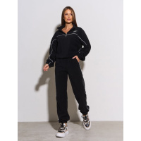 Черный флисовый костюм с эластичными манжетами