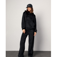 Черный свободный костюм из двустороннего велюра