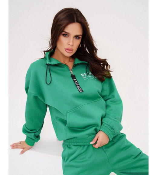 Зеленый теплый спортивный костюм с хомутом