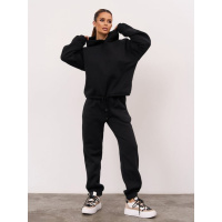 Черный утепленный костюм с капюшоном