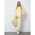 Желтый утепленный костюм свободного кроя