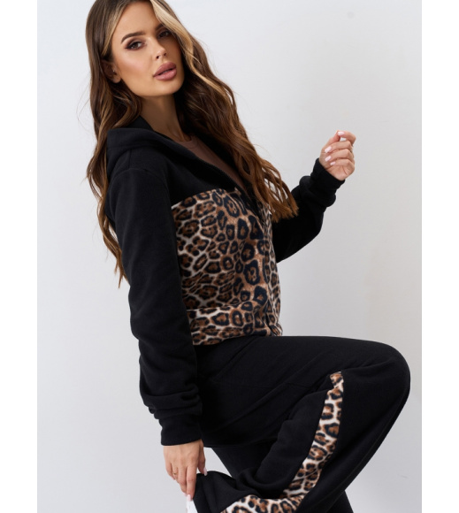 Черный флисовый костюм с леопардовыми вставками