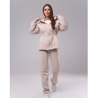 Утепленный бежевый костюм на молнии со стегаными вставками