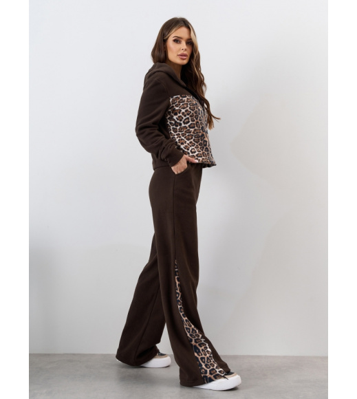 Коричневый флисовый костюм с леопардовыми вставками