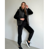 Черный костюм тройка из велюра с жилетом