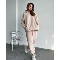 Бежевый спортивный костюм на флисе