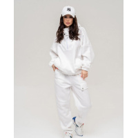 Белый теплый костюм с клапанами