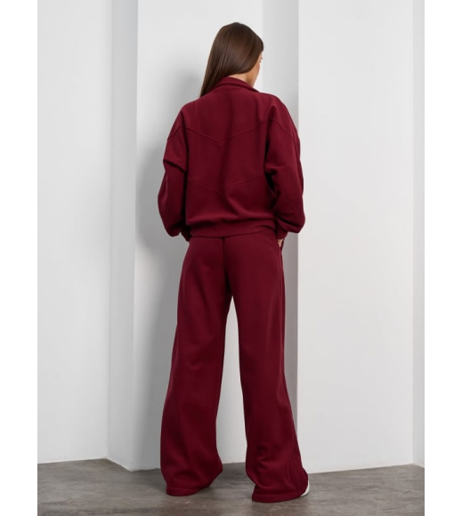 Бордовый костюм из утепленной эко-замши на велюре