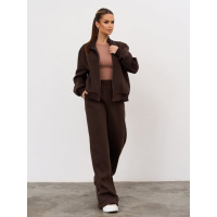 Теплый свободный костюм темно-коричневого цвета на молнии