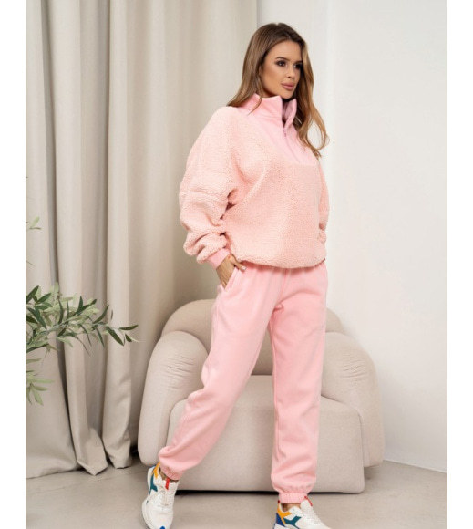 Розовый теплый костюм с вставками