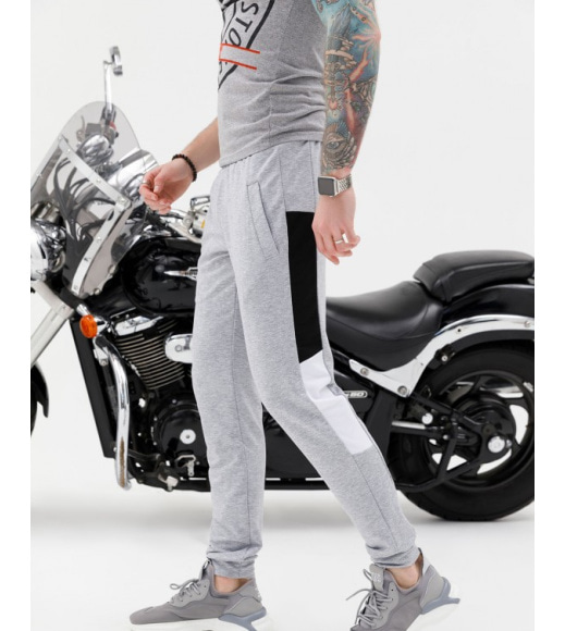 Сірі трикотажні штани з кольоровими вставками
