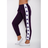 Фиолетовые свободные спортивные штаны с вставками по бокам принтованными сердечками