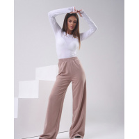 Бежевые трикотажные штаны с боковыми вставками