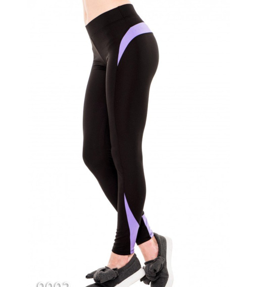 Черные спортивные штаны из эластика с фиолетовыми элементами