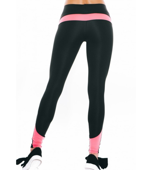 Черные спортивные штаны из эластика с розовыми элементами