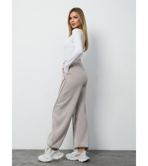 Светло-серые утепленные брюки багги на кулисках
