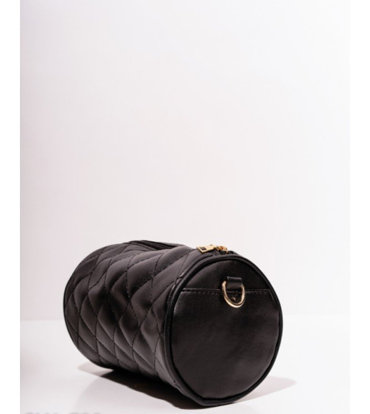 Черная стеганая сумка-багет на молнии