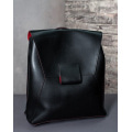 Черно-красный кожаный рюкзак с петлицей