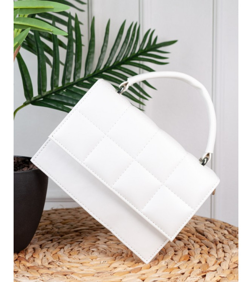 Белая каркасная стеганая сумка-чемоданчик