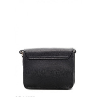 Чорна невелика сумочка з об`ємним кишенькою і пряжкою