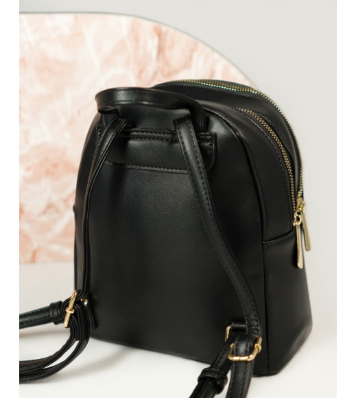 Чорний шкіряний рюкзак зі знімним гаманцем