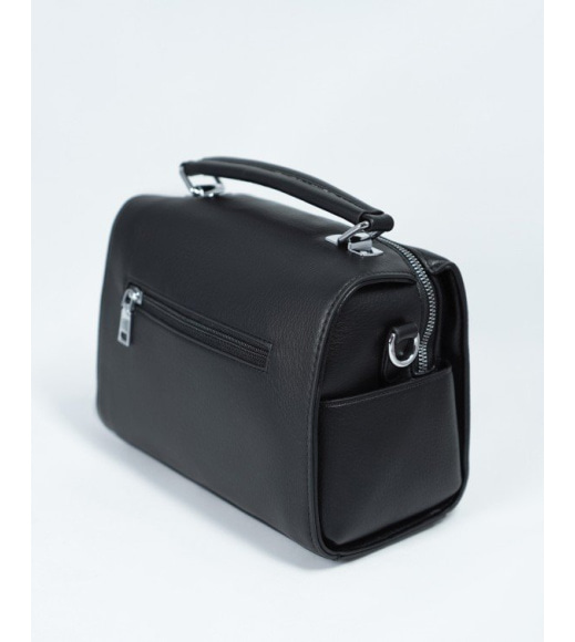 Черная сумка-чемоданчик с люверсами
