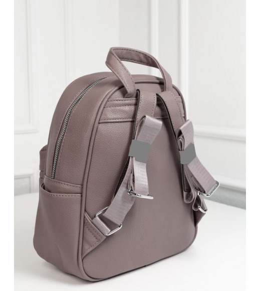 Маленький рюкзак із темно-рожевої еко-шкіри.