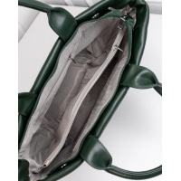 Зеленая дутая сумка из эко-кожи