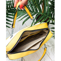 Жовта стьобана сумка прямокутної форми