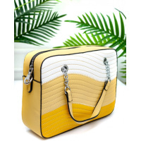Желтая стеганая сумка прямоугольной формы