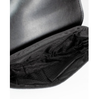 Чорна фактурна сумка крос-боді