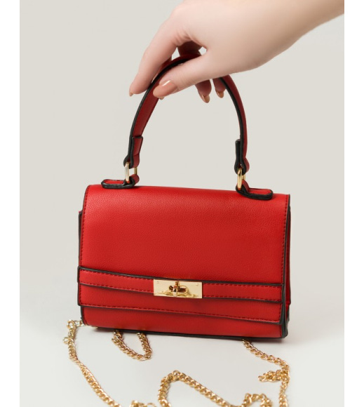 Червона фактурна маленька сумочка з ручкою