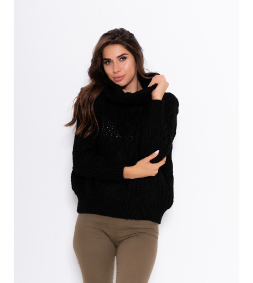 Черный вязаный теплый свитер с хомутом