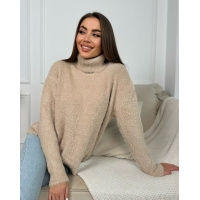 Бежевый гольф из объемной пряжи-травки