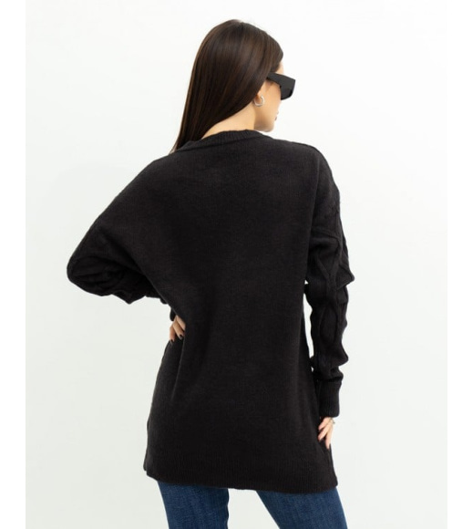 Черный теплый свитер декорированный аранами