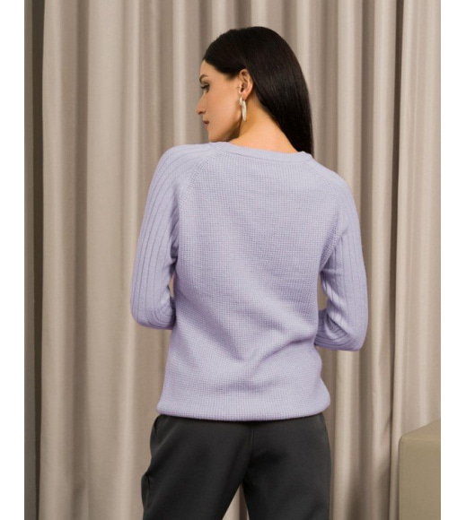 Светло-сиреневый ангоровый свитер комбинированной вязки