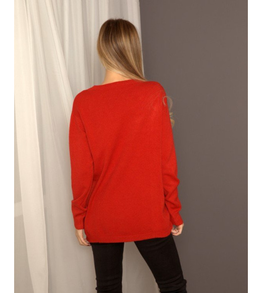Красный ангоровый свитер декорированный пуговицами