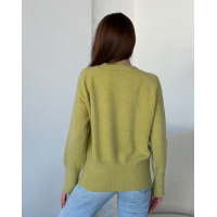 Оливковий ангоровий светр із подовженими манжетами